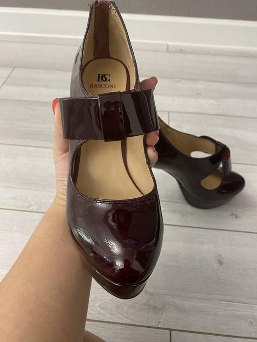 Туфли фирмы Basconi!