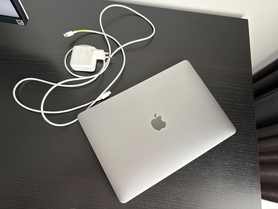 Apple Macbook Air 2020 M1