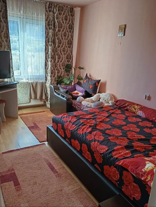 Vand apartament sau schimb cu casa pret 55000 euro negociabil