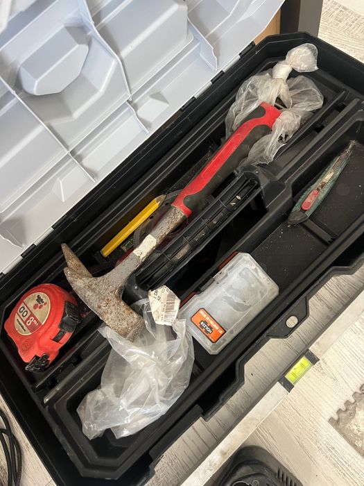 Pachet unelte electrice și manuale + Cutie scule Kistenberg Titan Plus