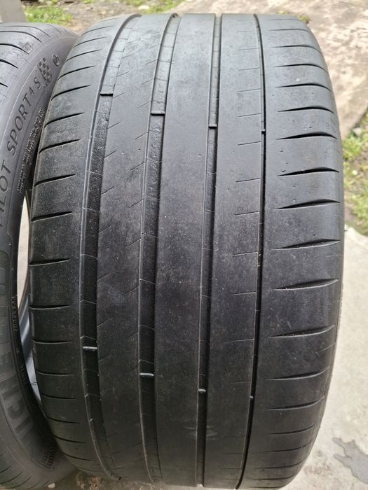 2 Anvelope de vară  295 35 R21  Michelin