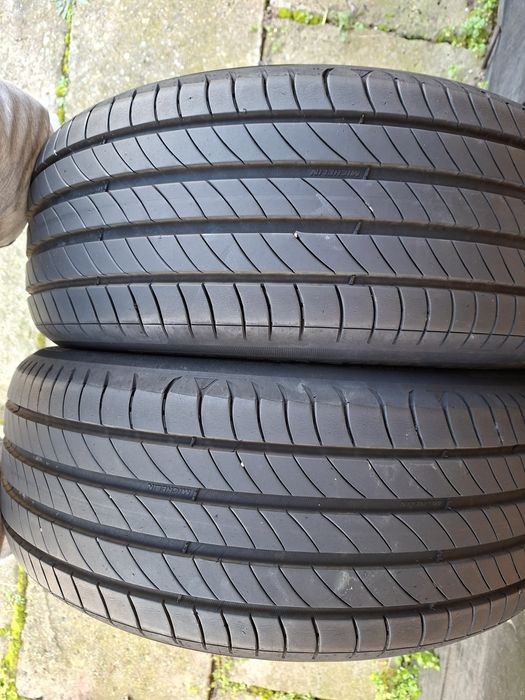 2бр 205/55/16  мишелин много запазени малко карани