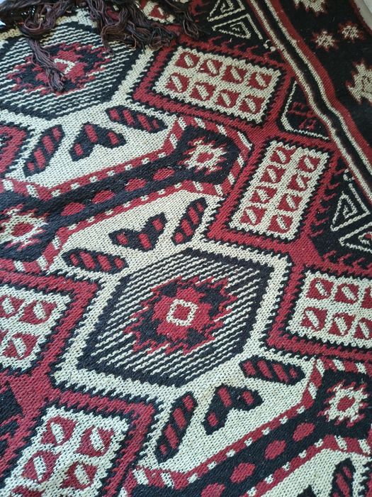 Вълнена пътека нова