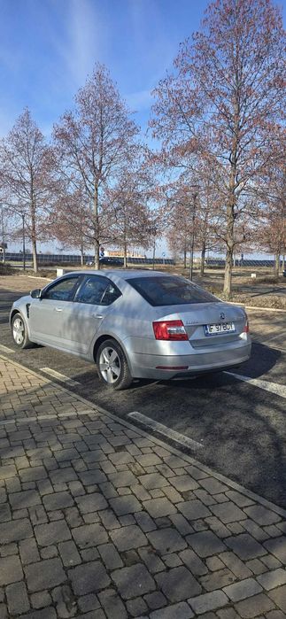 Vand Skoda Octavia Foarte bine INTRETINUTA !