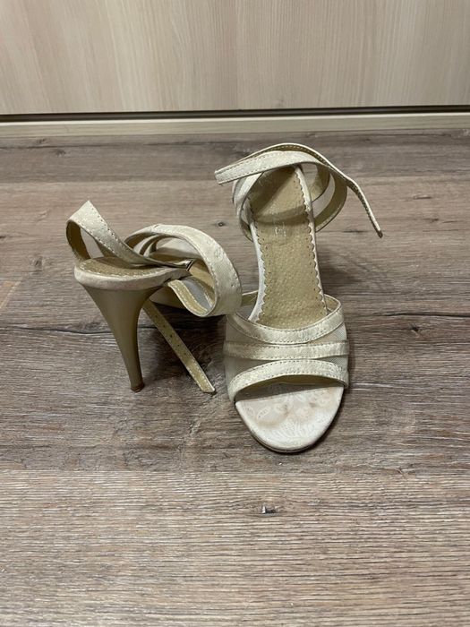 7 perechi sandale dama piele