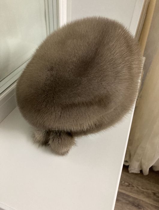 Женский норковый берет