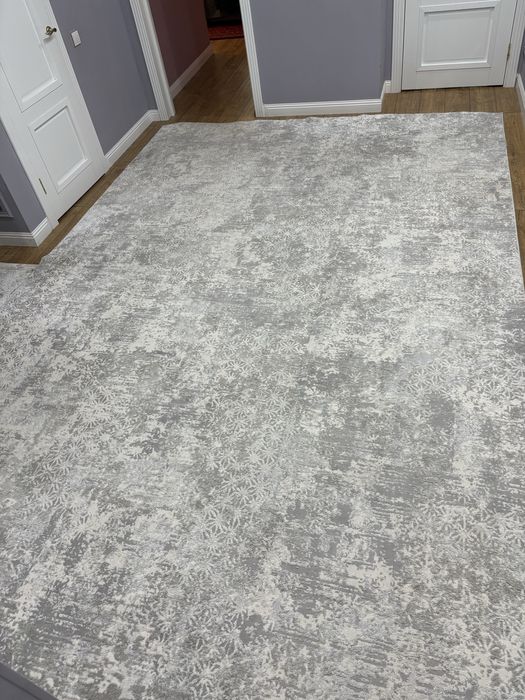 2 кілем сатылады. 20000