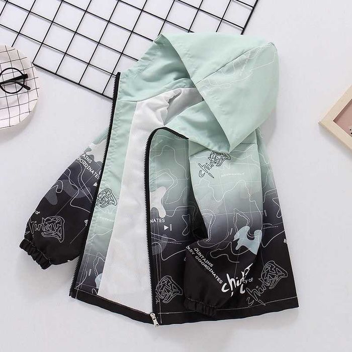 Куртка мальчик 140-150см новая