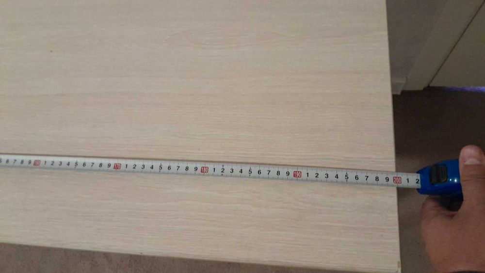 Продается Cтоль Офесный и Кухонный столь