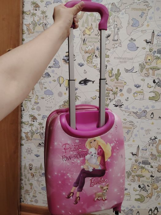 продам детский чемодан
