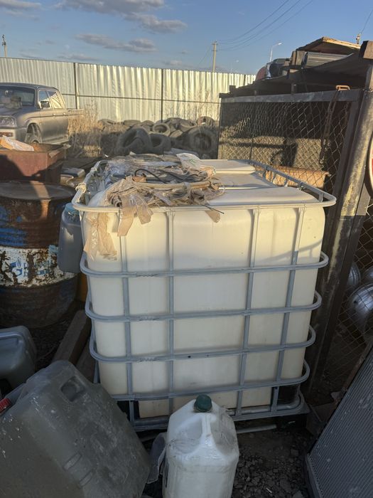 Еврокуб, (IBC контейнер)