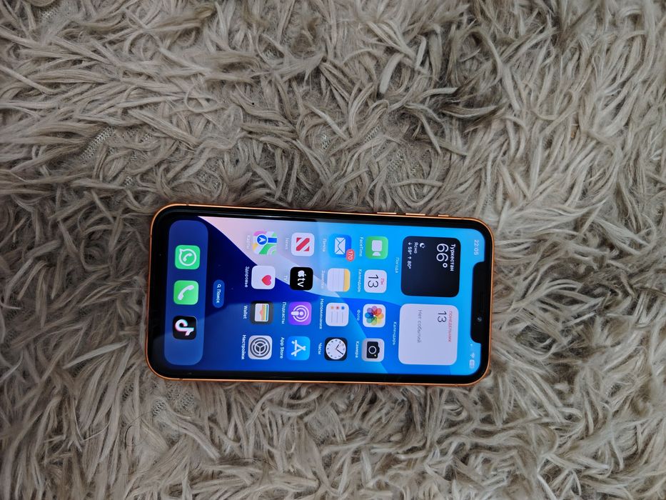 продаётся телефон