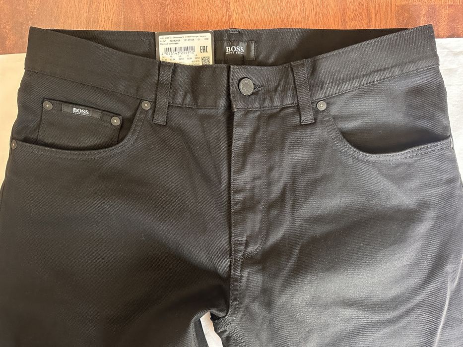 Blugi jeansi barbati Hugo Boss si Wrangler Texas marimi 32/34 si 34/32