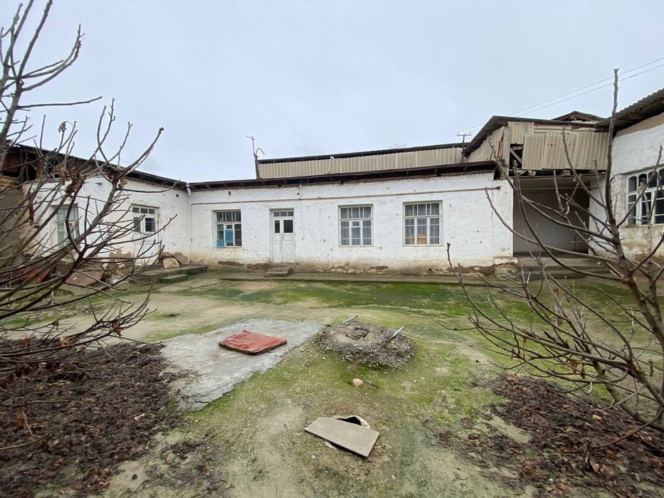 Srochno hovli sotiladi