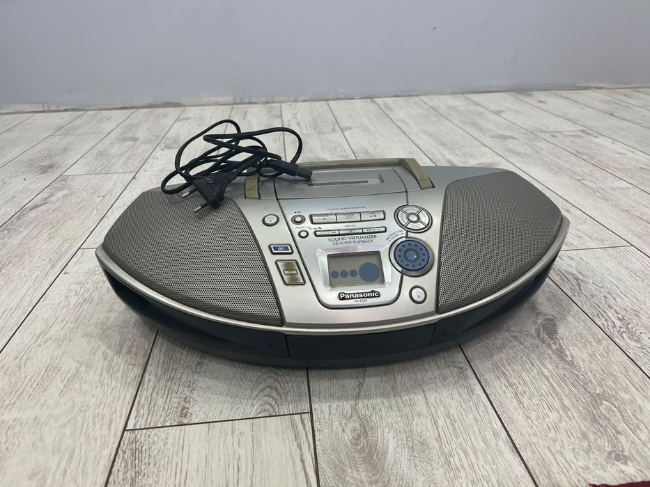 Магнитафон Panasonic