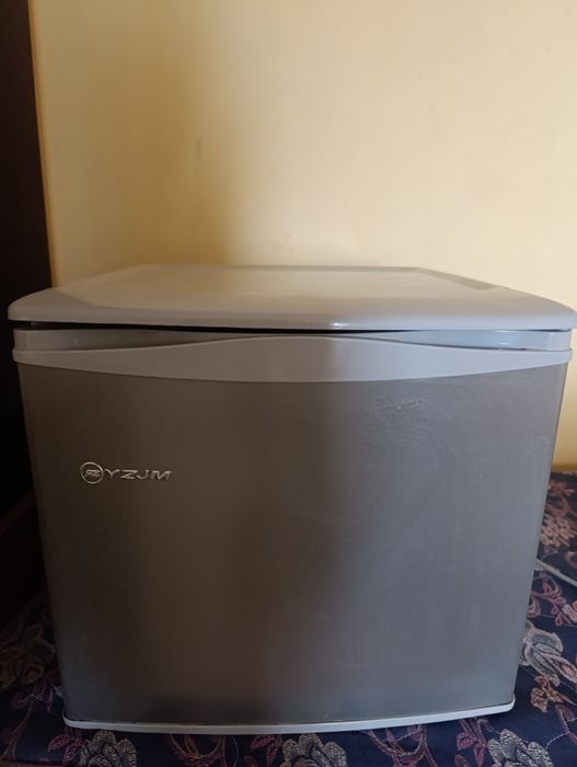 Продам Мини холодильник