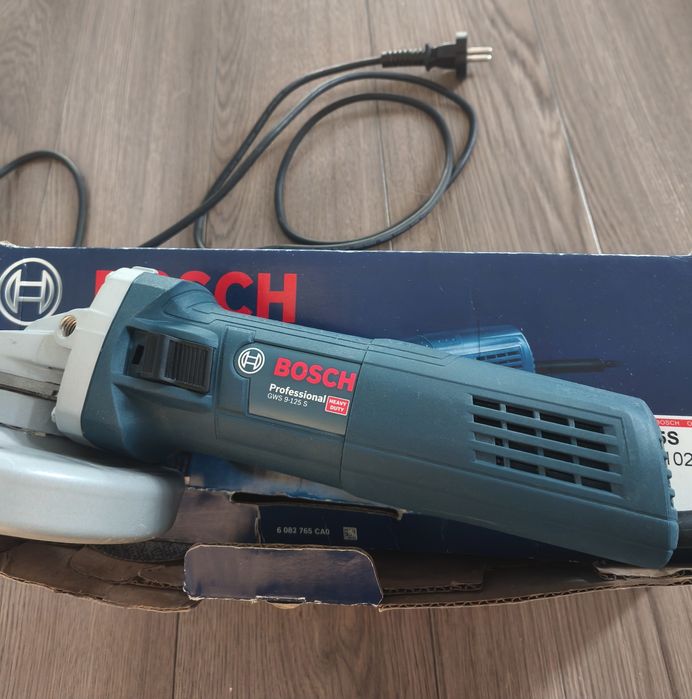 Polizor unghiular Bosch 900W