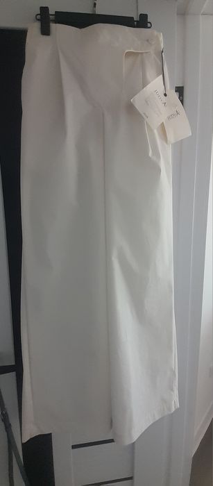 Брюки женские белые