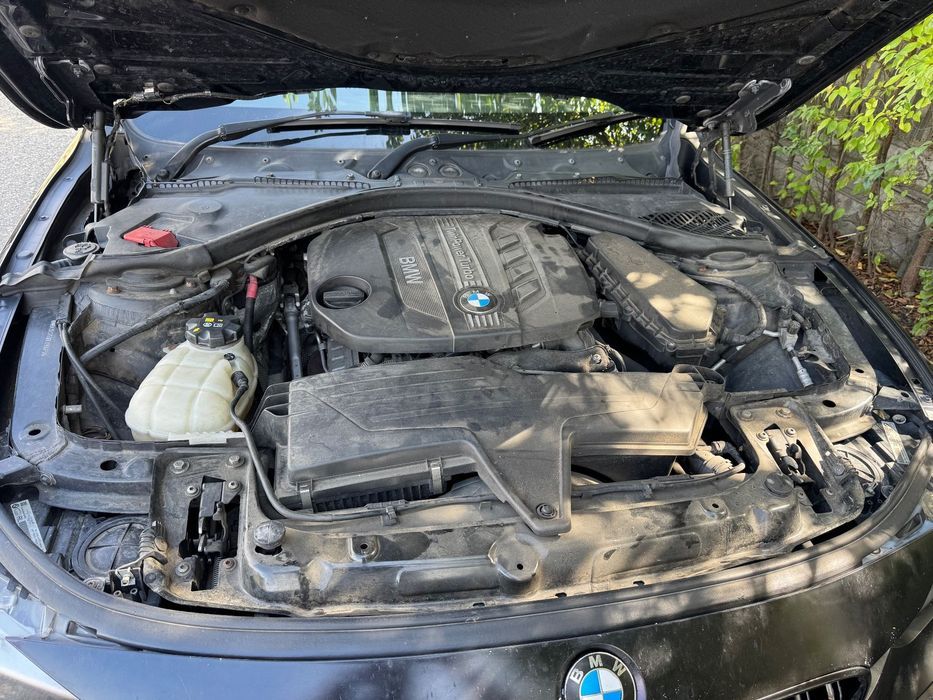 Piese bmw f30 f31 320D 2012 184 HP n47 cutie automata model luxuri tapițerie piele scaune încălzite navigație mare jante r18 PDC climatronic