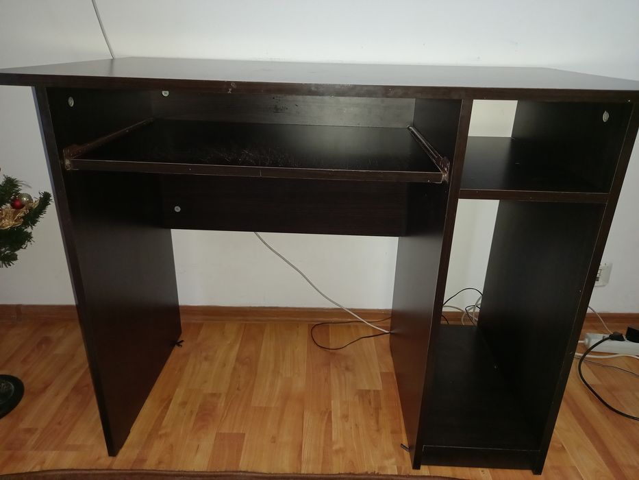 Birou urgent de vanzare stare foarte bună