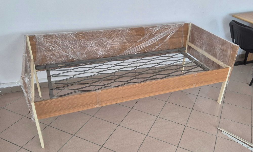 Vand pat de armata 190 x 80, cu saltea