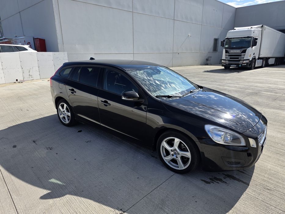 VOLVO V60 2012 — imagine 3