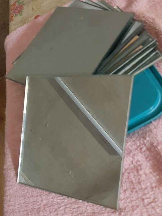 Продам зеркальную плитку 15×15