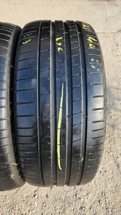 SET 4 Anvelope Vara 275/40 R21 + 315/35 R21 PIRELLI P Zero - Runflat
