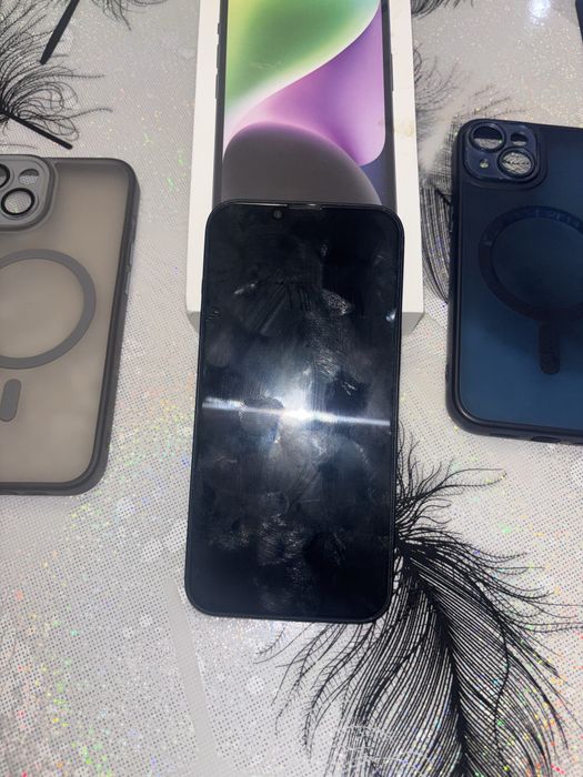 İphone 14 256 GB 84% телефона като нов е без забележки без сменен части