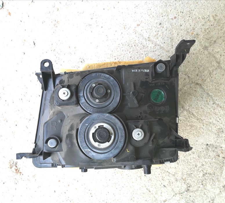 Фар НОВ    Мерцедес Спринтер  Mercedes Sprinter