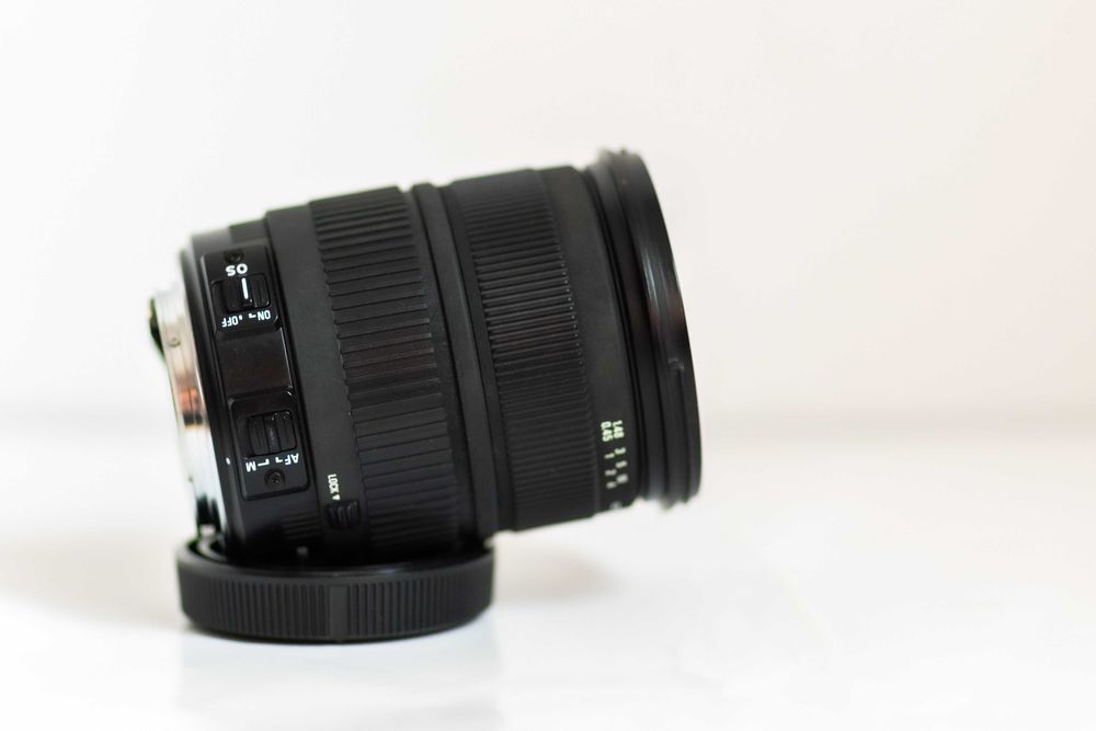 Obiectiv SIGMA 18-200mm DC OS HSM - Canon EF