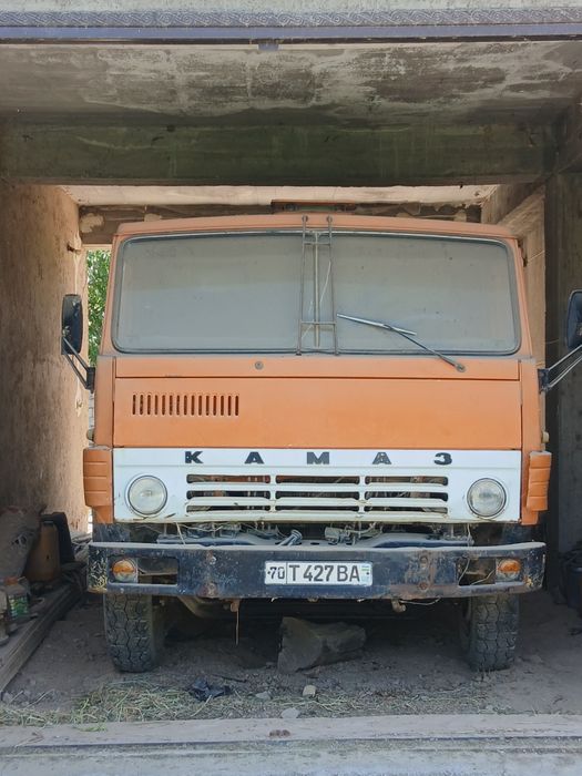 Kamaz sotiladi holati yaxshi 5680$ kelishamiz yana xam