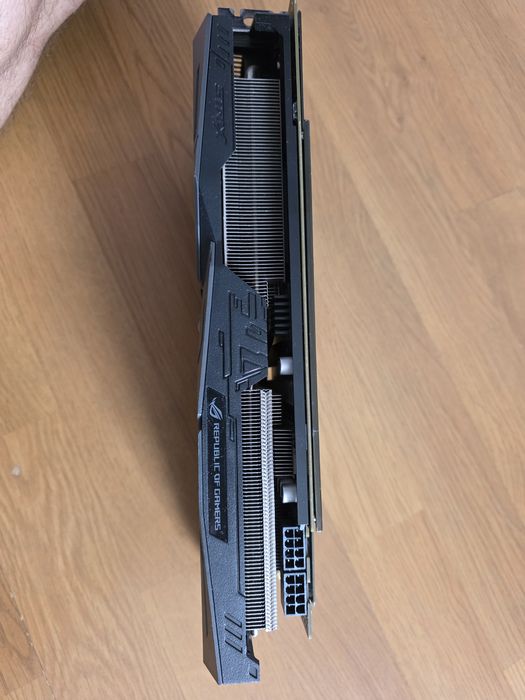 Vand placa video vega56  defecta