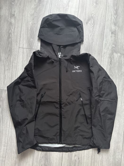 Geaca Arcteryx