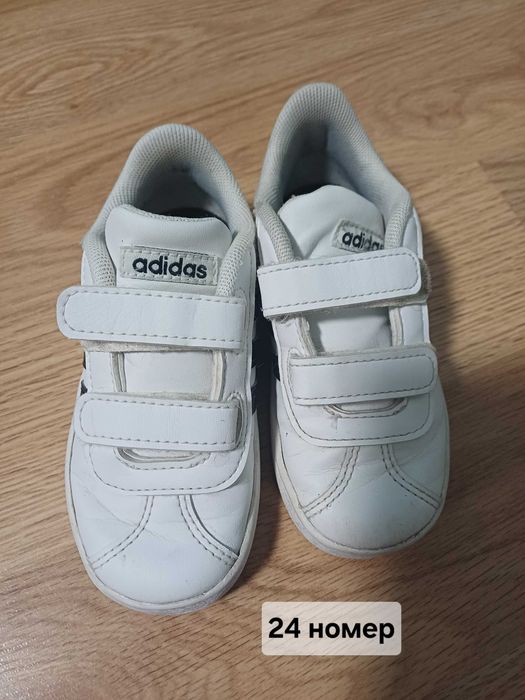 Кецове Adidas номер 23 и номер 24