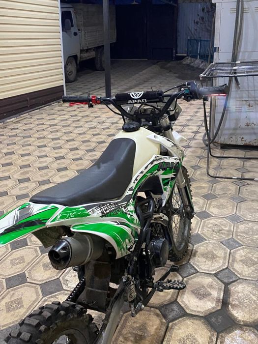 Питбайк 125 кубов на обкатке