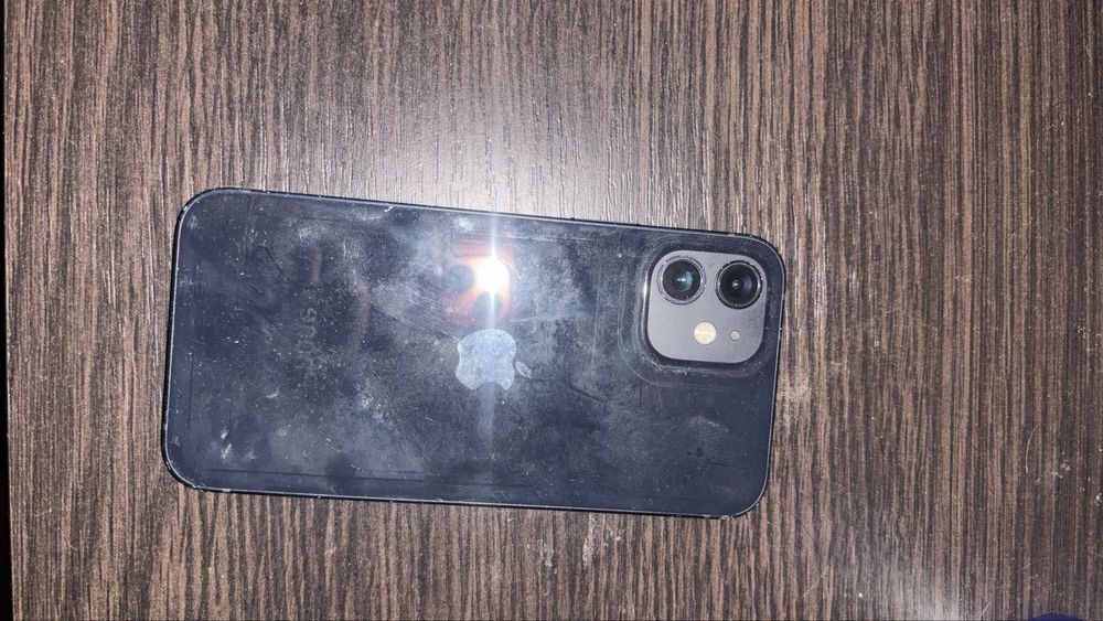 12 айфон, полностью рабочий