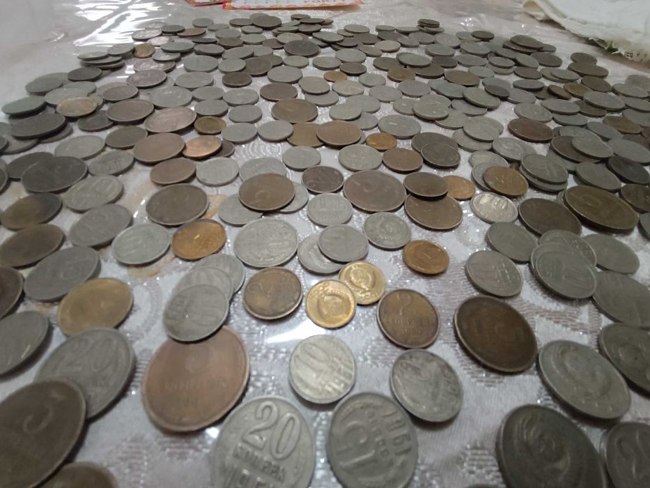 SSSR tangalari sotiladi