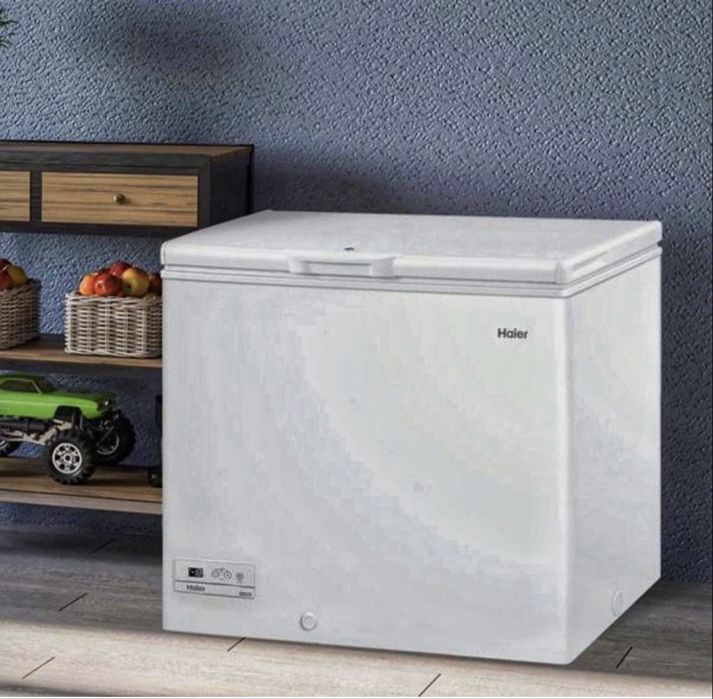 Морозильник Haier HCE200R. Для кухна.