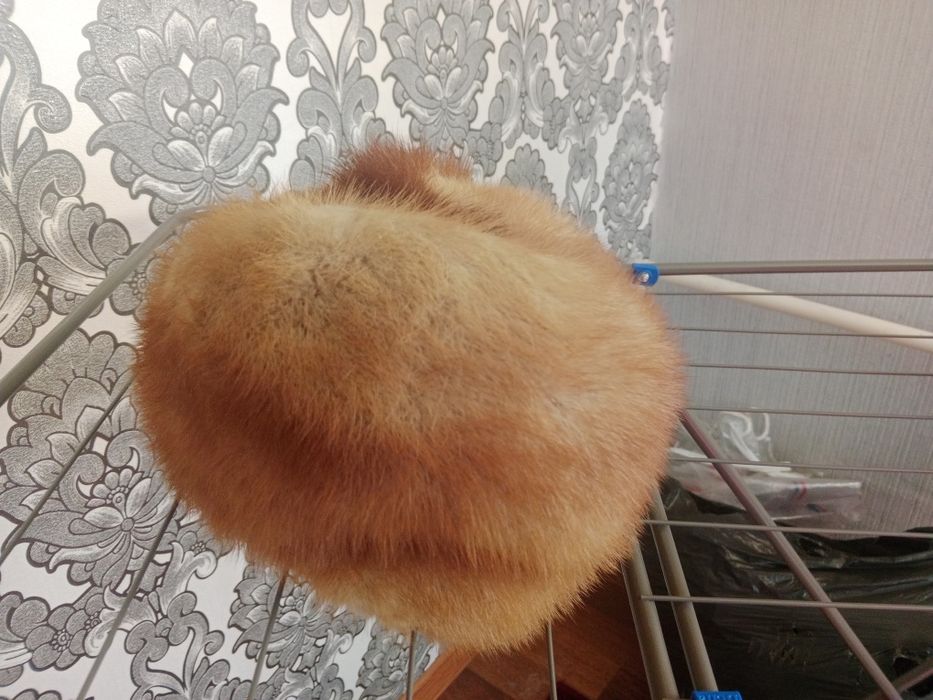 Продам шапки женские норка