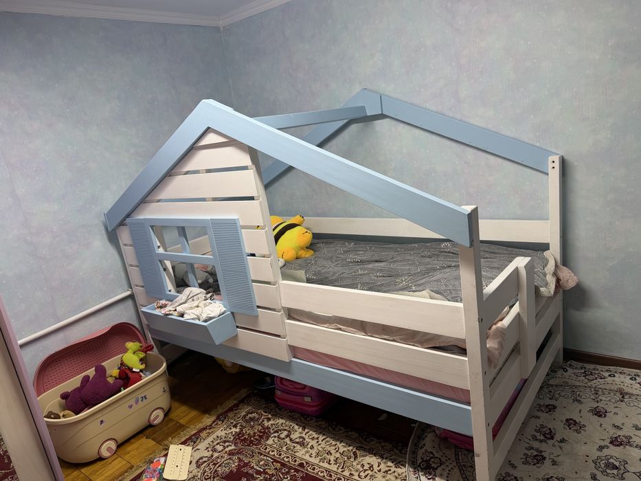 Продам детскую кровать