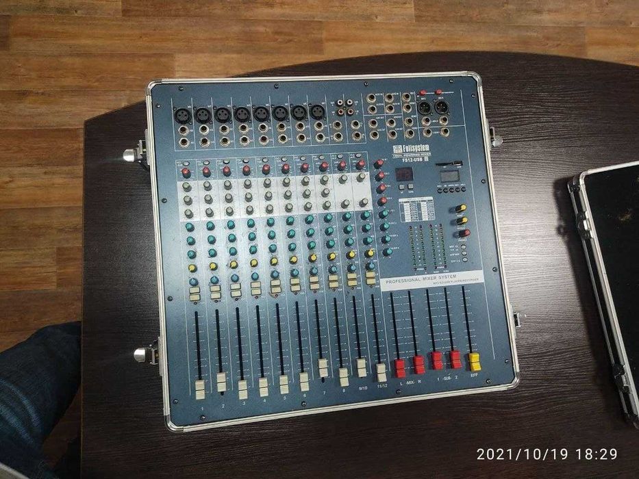 Профессиональный Микшерный пульт со встроенным усилителем для Караоке