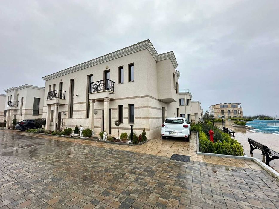 Таунхаус в Маджестик Си Виллидж, Поморие, ID 10975