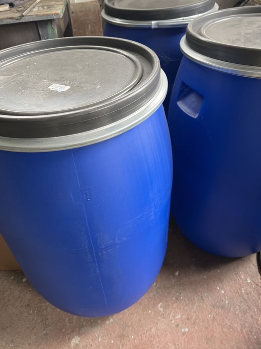 Бидон 120 литра .