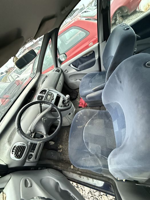 Ситроен Хсара Пикасо 1.6 на части