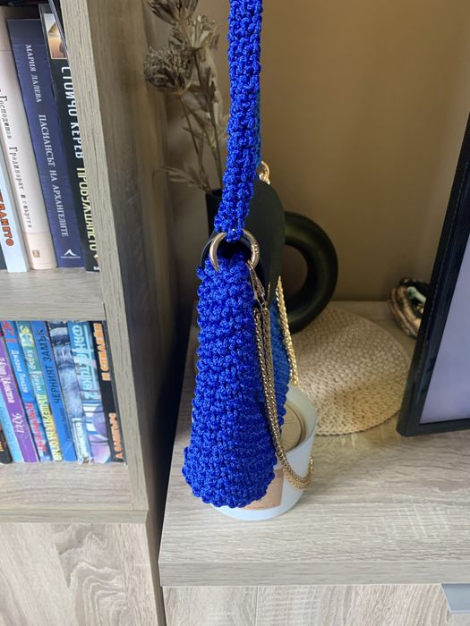 Чанта ръчно изработена , плетена на една кука