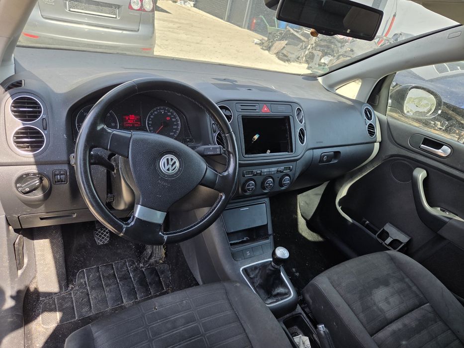 VW GOLF 5 PLUS 2.0 BMM (На части)