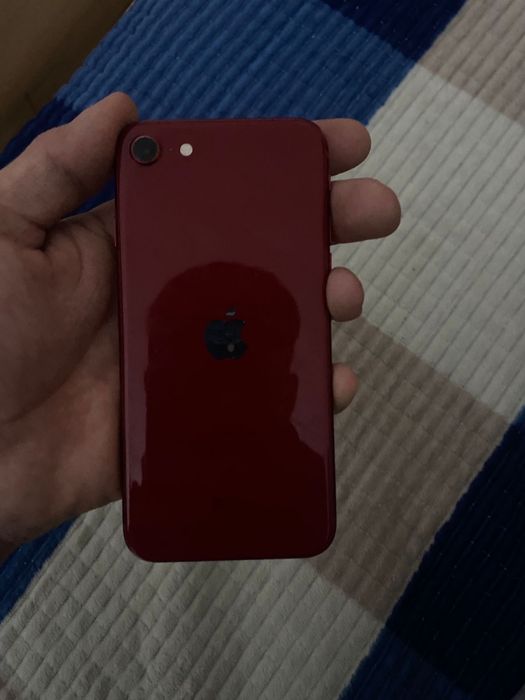 Айфон. Се 2022..