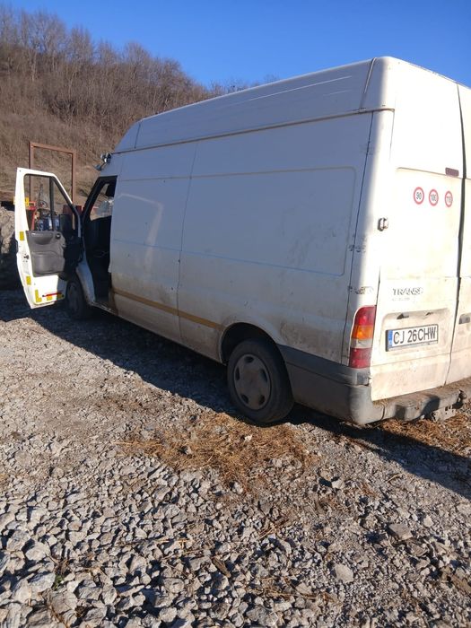 Vand sau schimb cu animale