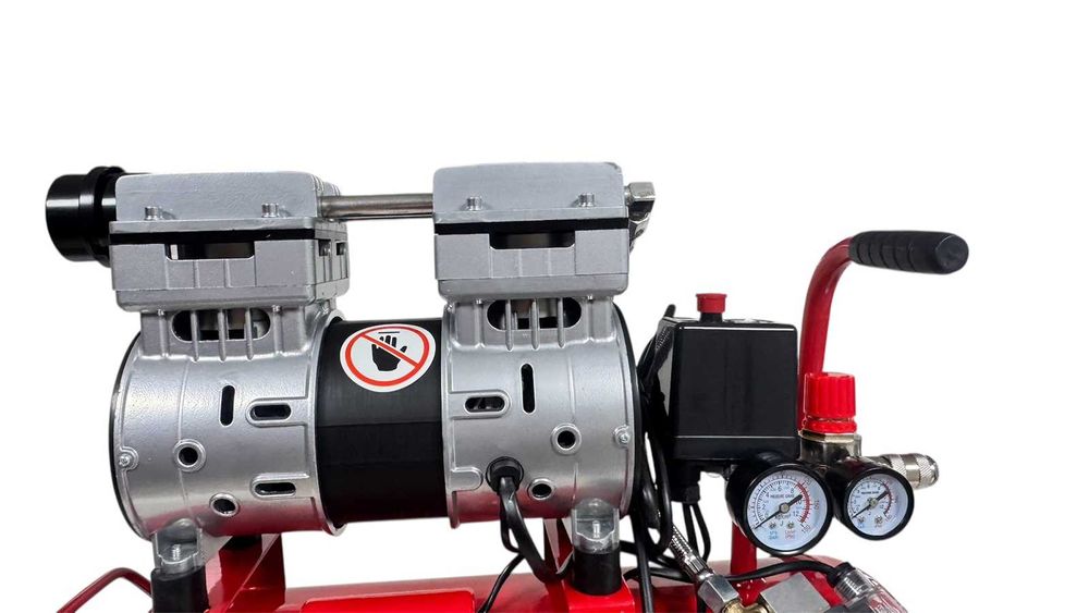 Въздушен Безмаслен компресор за въздух Greenyard 24л / 750W  обезшумен